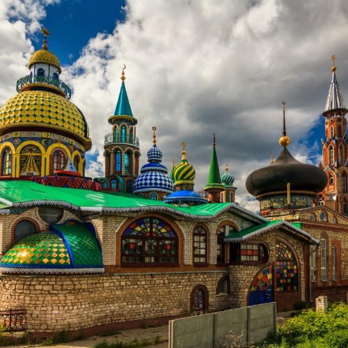 Вселенский храм: мозаика веры на окраине Казани