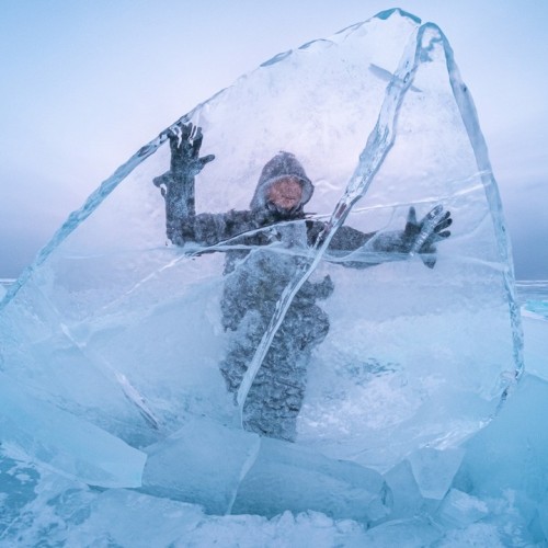 Индивидуальный джиппинг на Байкал с фотографом: ледяные пейзажи Ольхона и Огоя без экскурсий