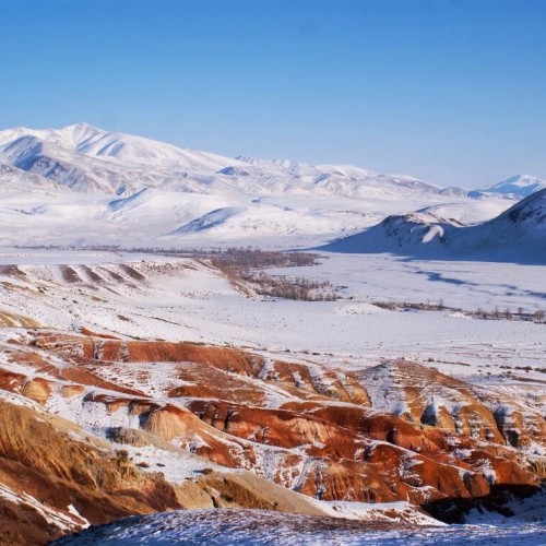 Два дня с инопланетным Алтаем: Чуйский тракт, Гейзеровое озеро и марсианские горы