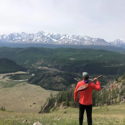 По Чуйскому тракту с алтайским гидом-музыкантом