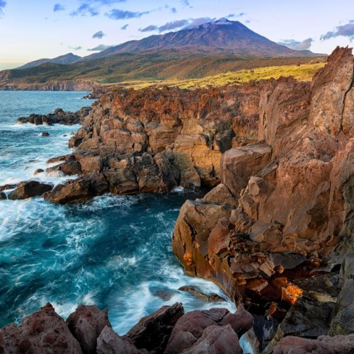 Путешествие от Сахалина до Итурупа: вулканы, горячие источники и океанские просторы