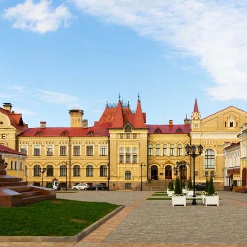 Индивидуально по Рыбинску и старинной Учме пешком и на авто