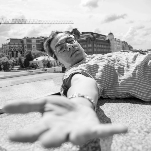Фотопрогулка «П&П (полезное с приятным) на Патриаршем мосту Москвы»