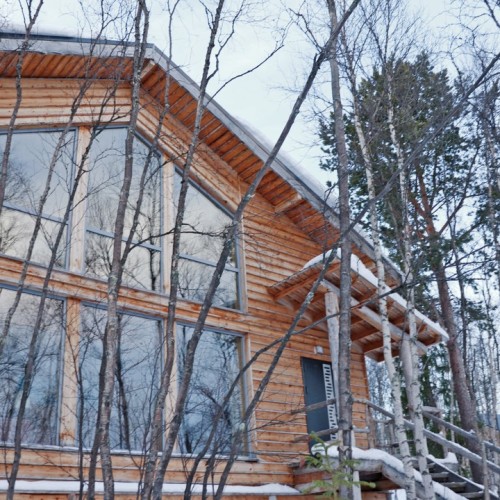 Сдержанная эстетика Заполярья: перезагрузка в экоотеле и знакомство с Кольским