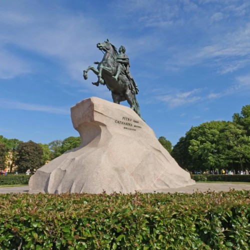 Обзорка на автобусе по Петербургу: быстро, тепло, красиво