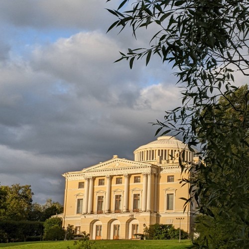 Неповторимое очарование Павловского парка: экскурсия на велосипеде