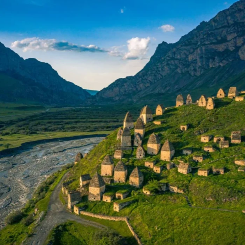 Осетинские выходные: уютный Владикавказ и впечатляющие ущелья