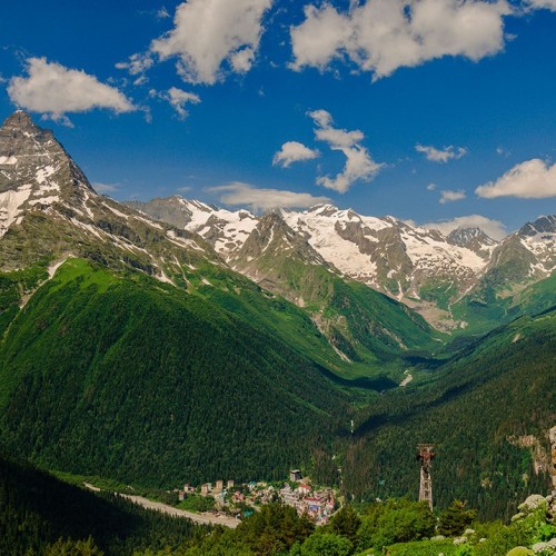 Домбай и Архыз: треккинг налегке с проживанием в гостинице