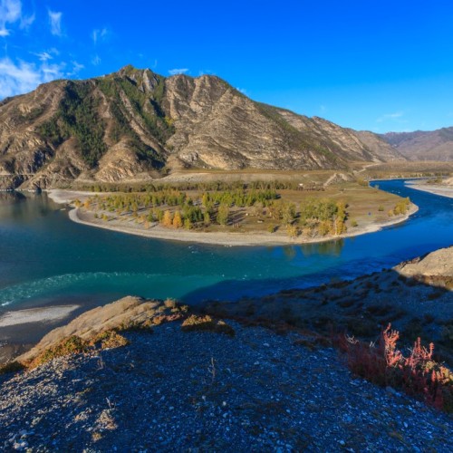Май — пора на Алтай: Телецкое озеро, Патмос и Чуйский тракт