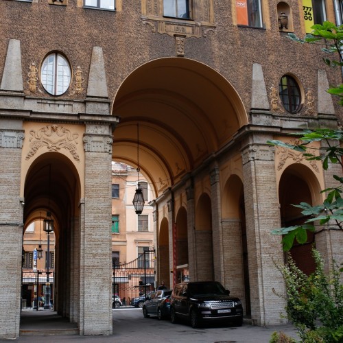 Как устроен Толстовский дом?