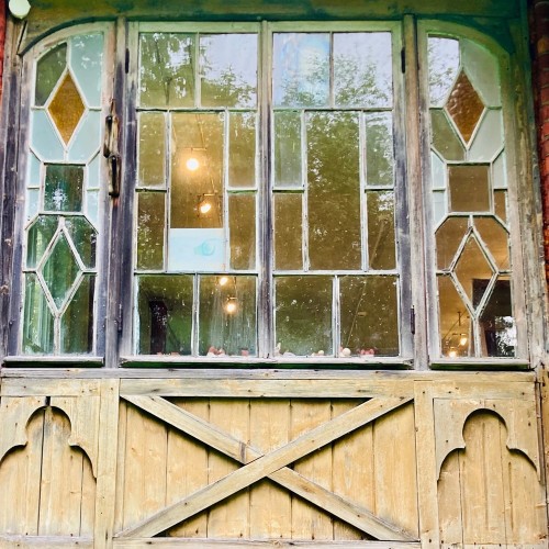 Старинные усадьбы, уютные города и природа: тур по живописным уголкам Новгородской области