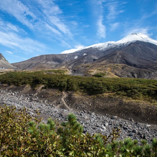 Большой поход с рюкзаками и палатками по Камчатке: вулканы, Тихий океан, термы и альпийские луга