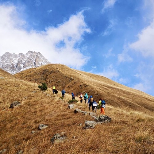 Семейный треккинг в Дигории с размещением в гостинице