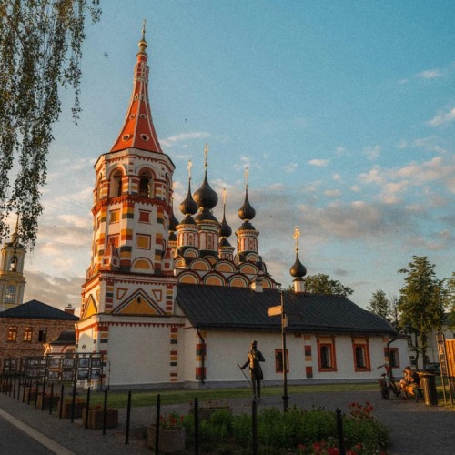 9 городов Золотого кольца России на внедорожнике: индивидуальное путешествие с комфортом