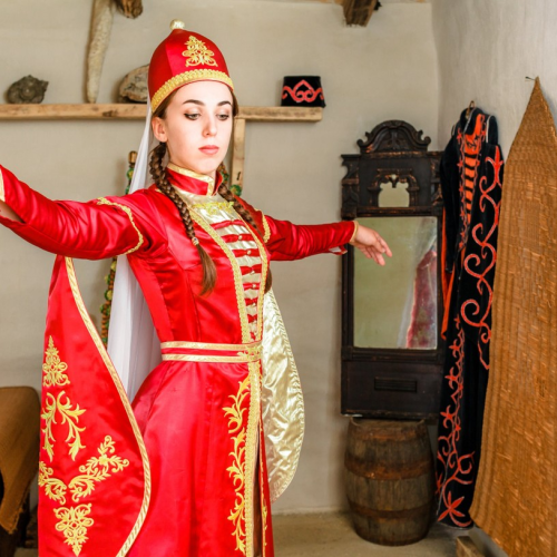 Жемчужины Кавказа: на поезде в 5 республик с национальными блюдами и этношоу