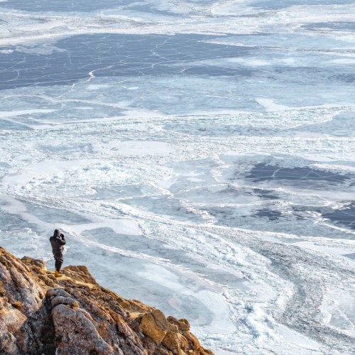 Индивидуальный джиппинг на Байкал с фотографом: ледяные пейзажи Ольхона и Огоя без экскурсий