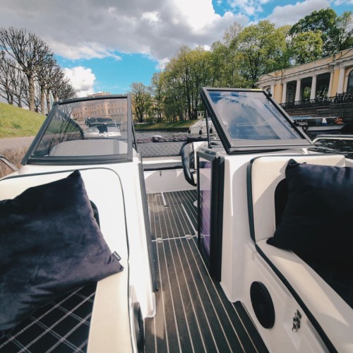 Свидание с Петербургом на воде