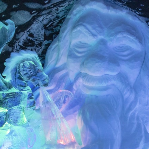 Териберка, Огни Имандры и столица Русской Арктики с проживанием в купольном отеле (мини-группа)