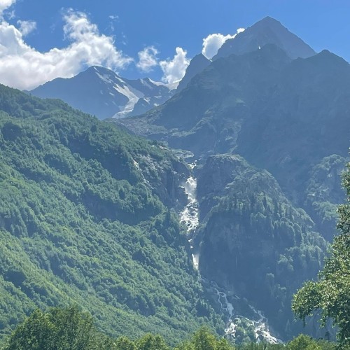 Знакомство с Карачаево-Черкесией: по Домбаю и Архызу на джипе в мини-группе