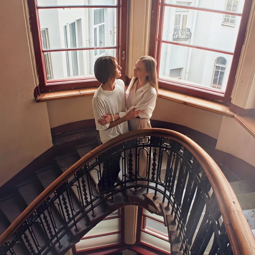 Петербург за закрытыми дверями: парадные лестницы и дворы-колодцы