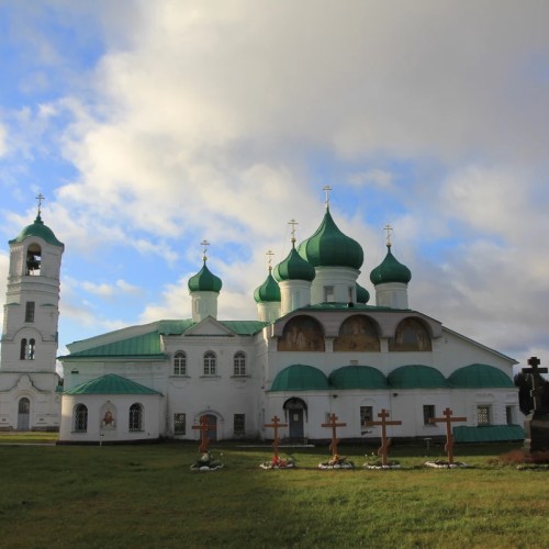 Знакомство с Карелией за 2 дня: Рускеала и Петрозаводск