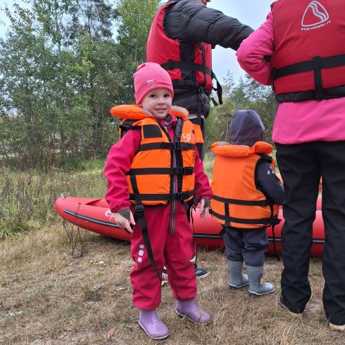 Первый раз с веслом в руках: лёгкий сплав по реке Воре (всё включено)
