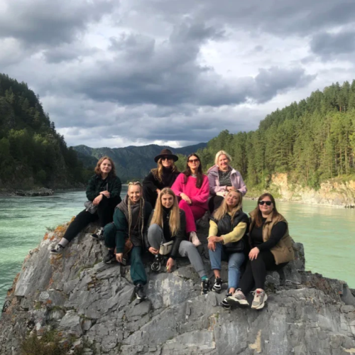 Возрождающая сила Алтая: ретрит-тур в женской компании