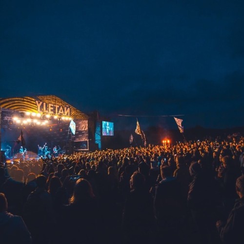 Лето, палатки, рок: из Казани на фестиваль «YLETAЙ»