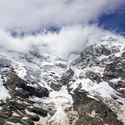 Перезагрузка в Безенги с проживанием в палатках: треккинг к ледникам, водопадам и диким турам