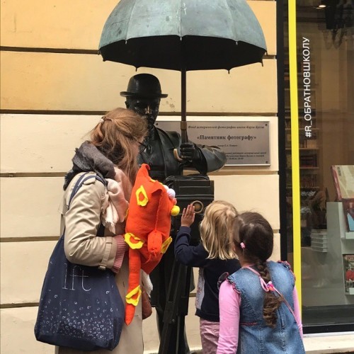 Знакомьтесь — Гулёна! Котопутешествие по Петербургу