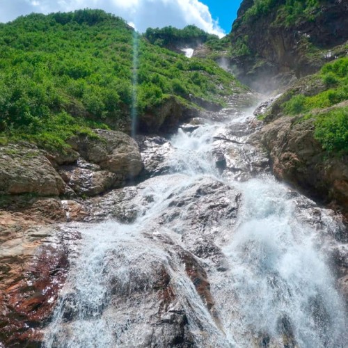 Семейный треккинг в Дигории с размещением в гостинице