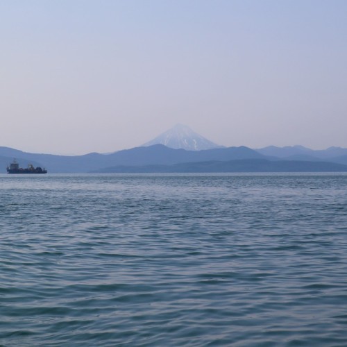 Джип-тур по Камчатке в мини-группе в июне: океан, морская прогулка, дегустации и экскурсии на выбор