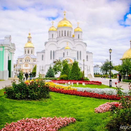 Из Нижнего Новгорода по святым местам: в Дивеево и Арзамас