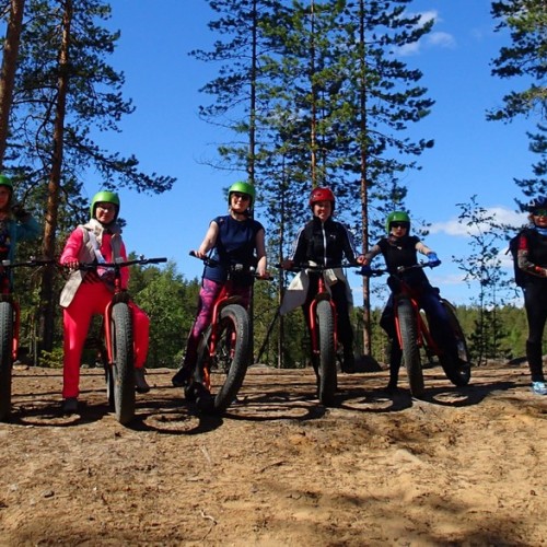 На «железном коне» по Карелии: велопрогулки по природным достопримечательностям