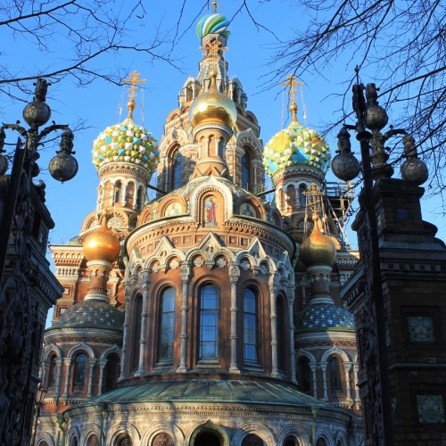 На автобусе — по Петербургу, пешком — по Петропавловской крепости (осмотр снаружи)