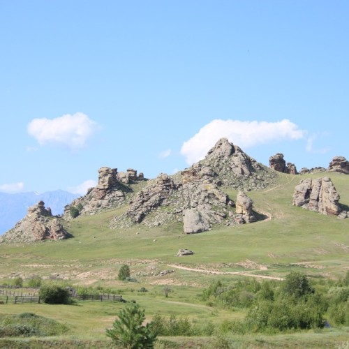 Тур «всё включено» на Байкал и в Бурятию: прогулка на катере, национальная кухня, буддийские святыни