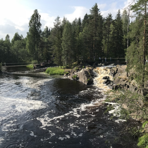 Затерянный мир водопадов и парк «Рускеала» — из Сортавалы