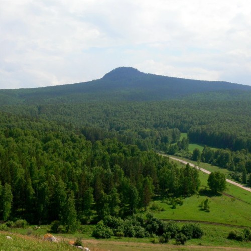 Хайкинг с фотосессией на вершину Чёрная сопка и к скалам Иглы