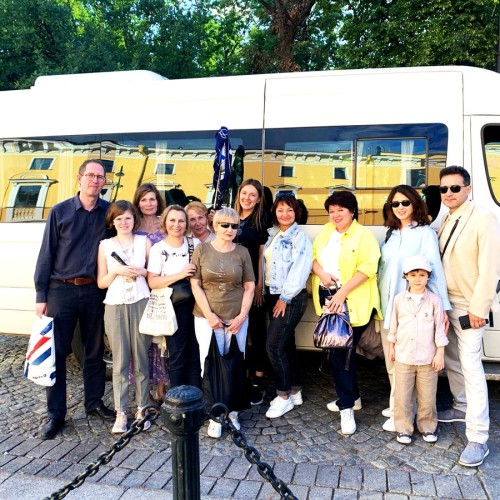 Петергоф от А до Я: метеор, Нижний парк и экскурсия в Большой дворец (билеты включены)