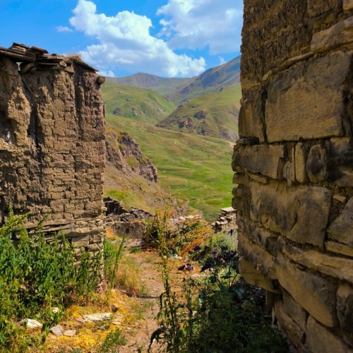 Неделя в стране гор: необычные места Дагестана и восхождение на Шалбуздаг