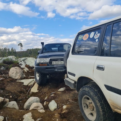 По Карелии на джипах в своей компании: «Марциальные воды», Гирвас и мистическая гора Воттоваара