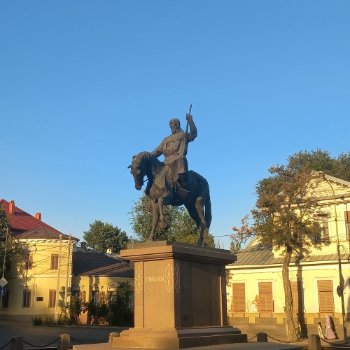 Астрахань — город древний, город славный
