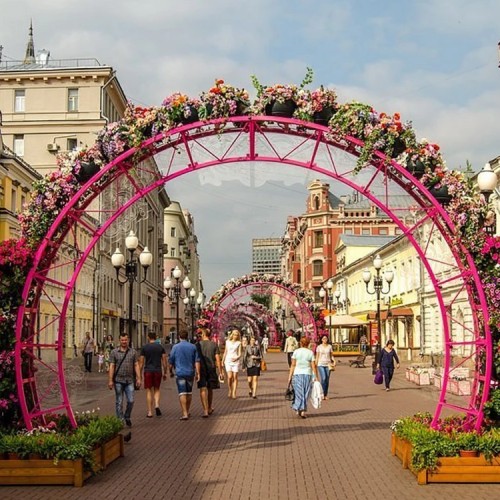 Старый Арбат: прогулка по московскому Монмартру
