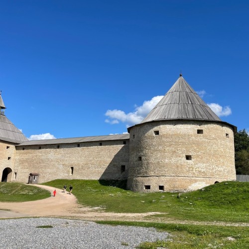 В Старую Ладогу — в мини-группе из Петербурга