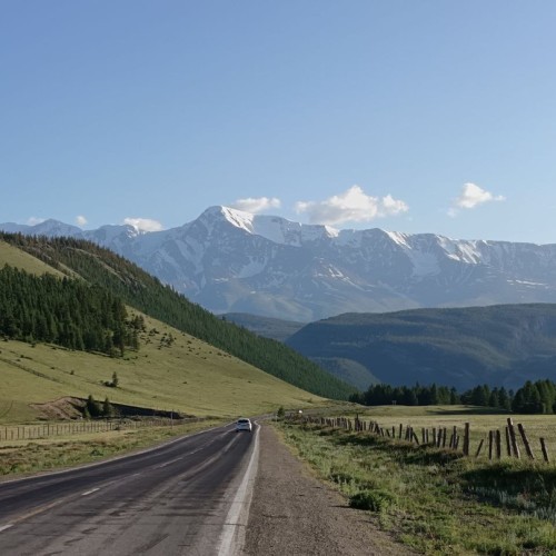 Главное на Чуйском тракте с отдыхом на базе и релаксом в баньке. Всё включено