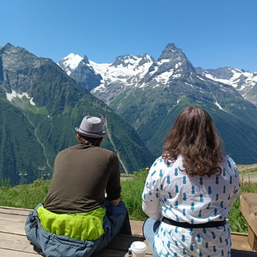 Кавказ 3 в 1: Эльбрус, Архыз, Домбай. Лёгкие треккинги, горы, нарзаны и знаковые места