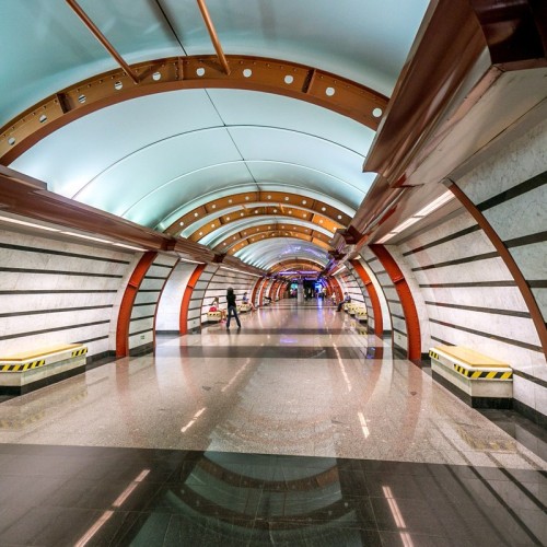 Мобильный квест в Петербурге «Цирк в метро: сбежавшие артисты»