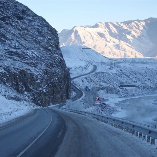 Два дня с инопланетным Алтаем: Чуйский тракт, Гейзеровое озеро и марсианские горы