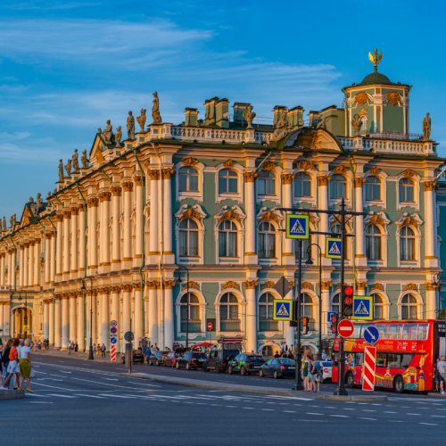 Обзорная экскурсия по Санкт-Петербургу + посещение Эрмитажа