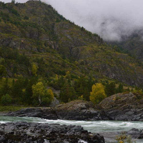 Знакомство с Алтаем своей компанией: снежные вершины, кристальные озёра и заповедные тропы